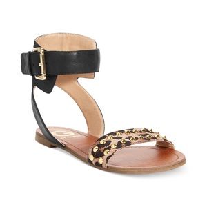 G by Guess Keeper Sandals in leopard print